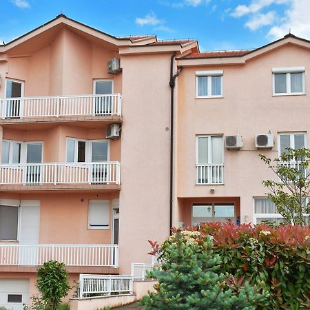 Guest House Regina Mundi Međugorje Zewnętrze zdjęcie