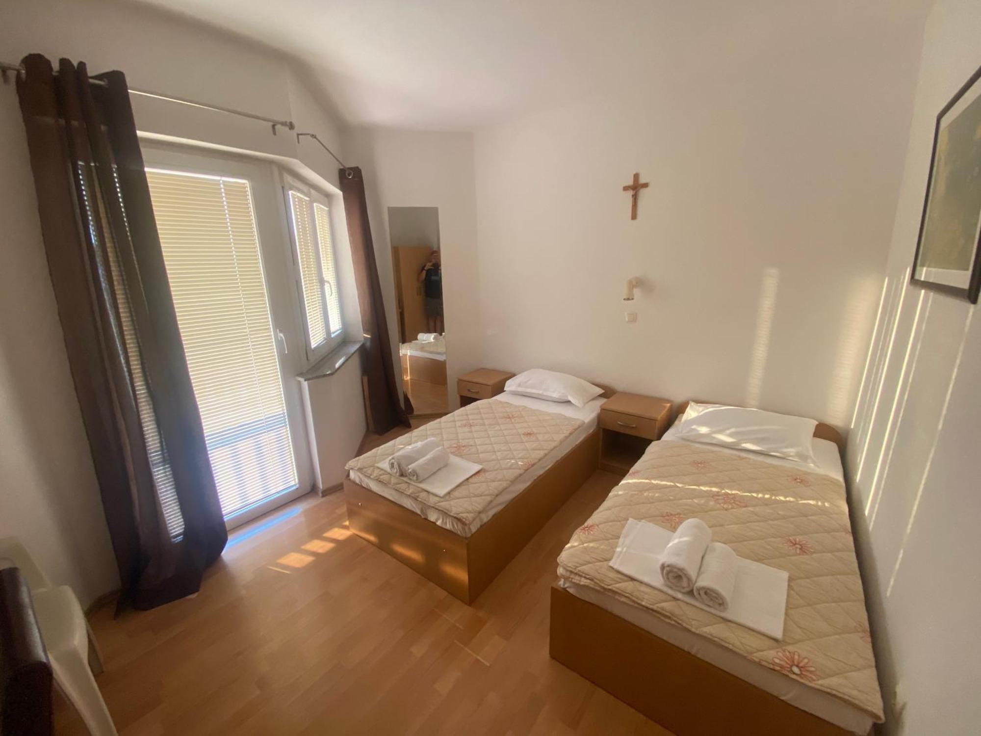 Guest House Regina Mundi Međugorje Zewnętrze zdjęcie