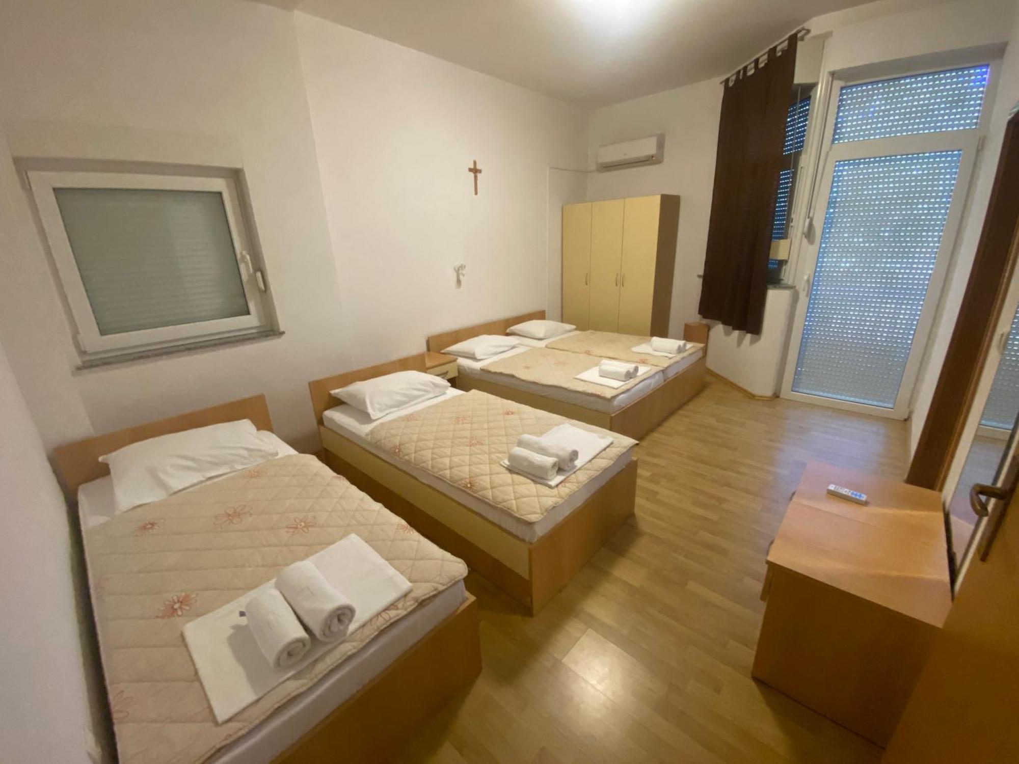 Guest House Regina Mundi Međugorje Zewnętrze zdjęcie