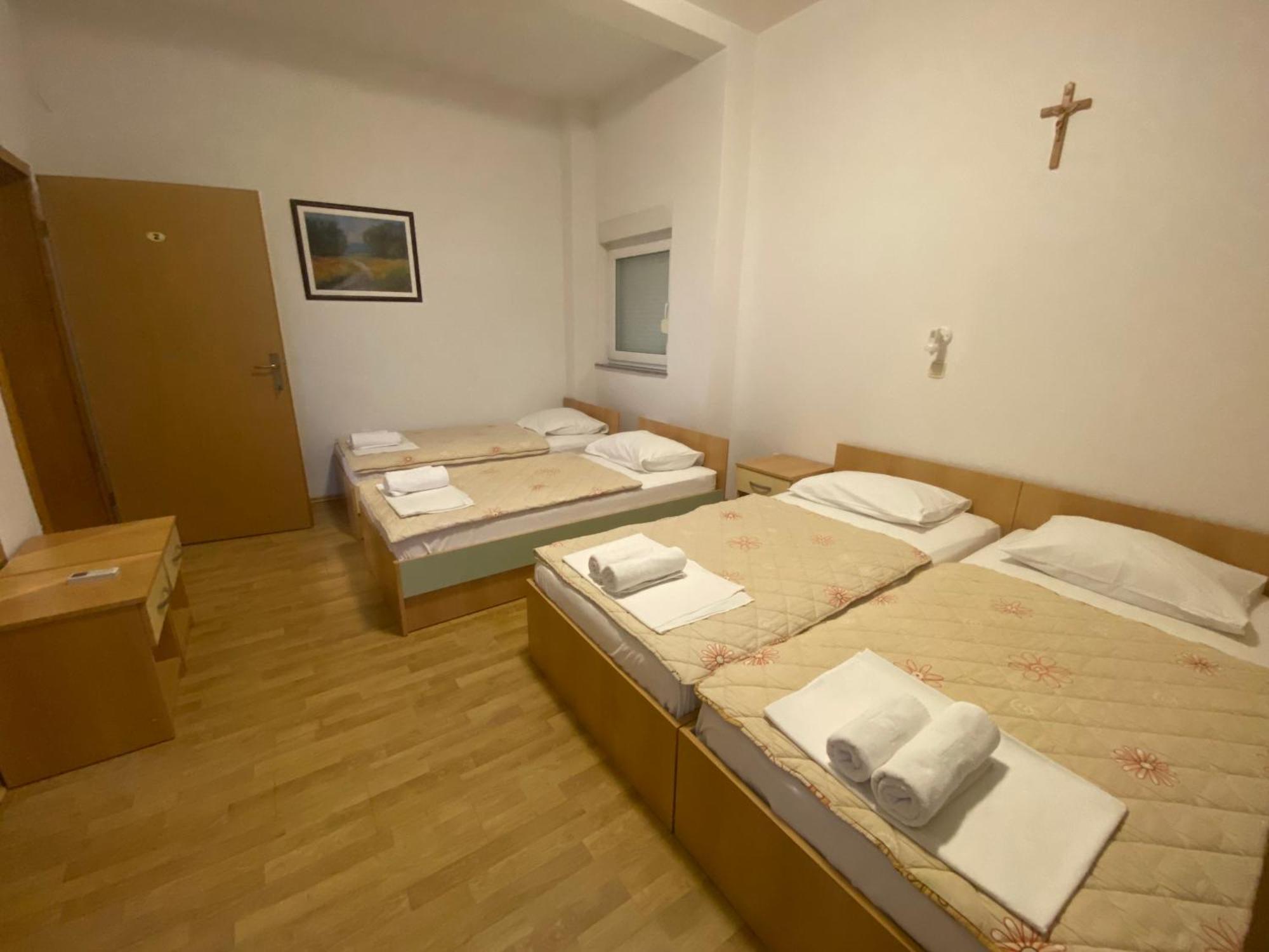 Guest House Regina Mundi Međugorje Zewnętrze zdjęcie