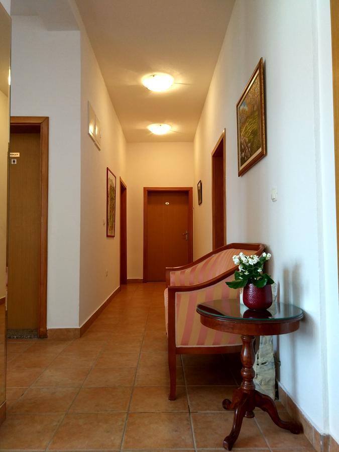 Guest House Regina Mundi Međugorje Zewnętrze zdjęcie